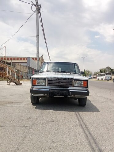 LADA (VAZ) 2107-1