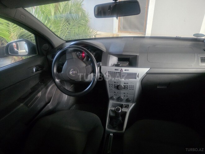 Opel Astra-4