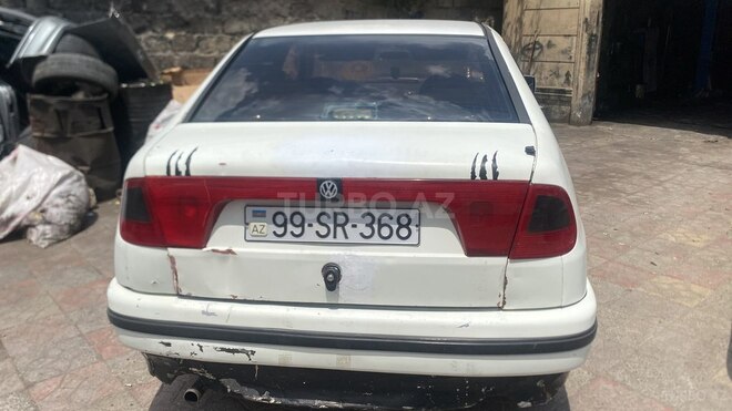 Volkswagen Polo-3