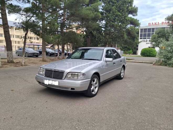 Mercedes C 180-4