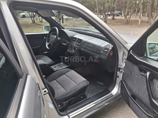 Mercedes C 180-12