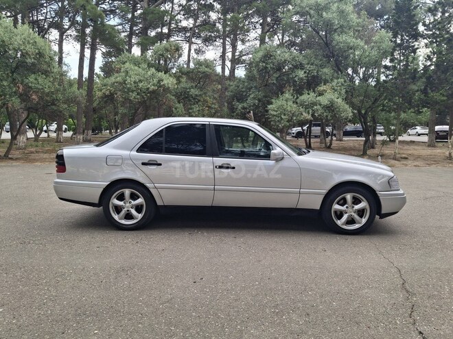 Mercedes C 180-13