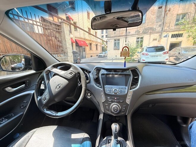 Hyundai Santa Fe-2