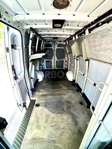 Mercedes Sprinter 515-12