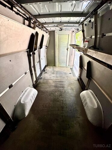 Mercedes Sprinter 515-13