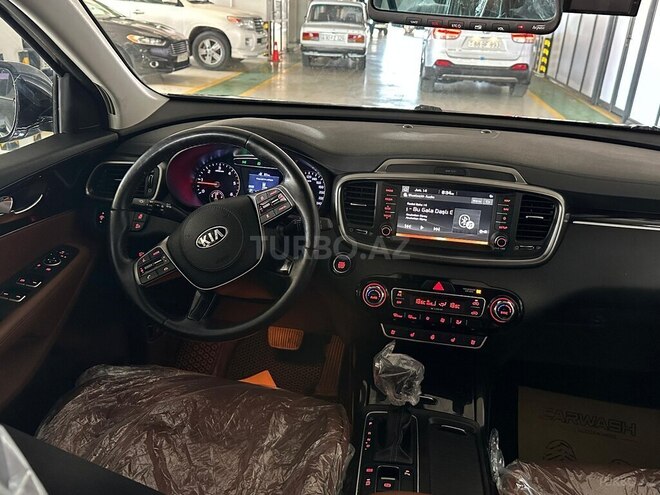 Kia Sorento-10