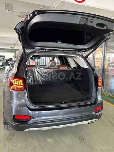 Kia Sorento-8