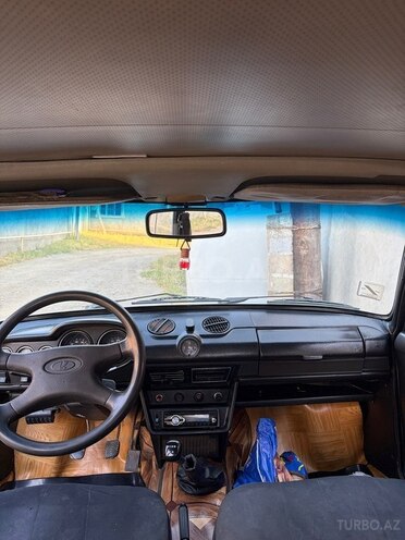 LADA (VAZ) 2106-9