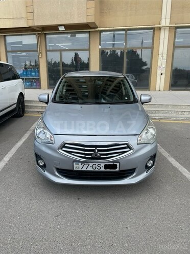 Mitsubishi Attrage-1