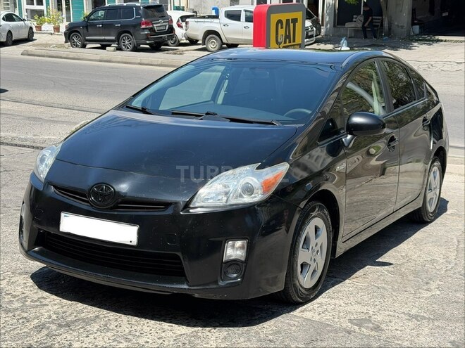 Toyota Prius-1