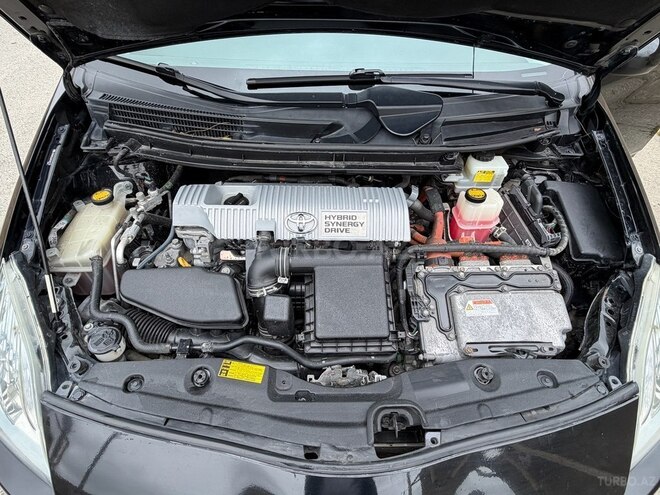 Toyota Prius-9