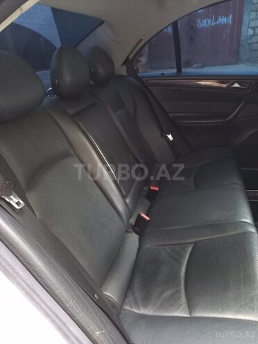 Mercedes C 200-11