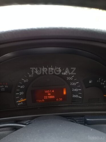 Mercedes C 200-13