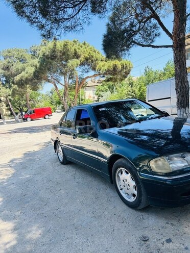 Mercedes C 180-2