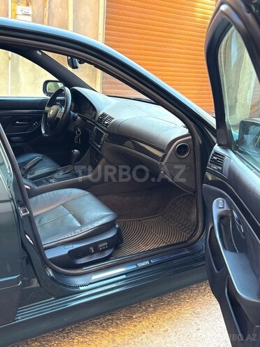 BMW 525-9