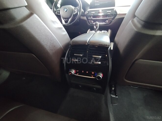 BMW 525-13