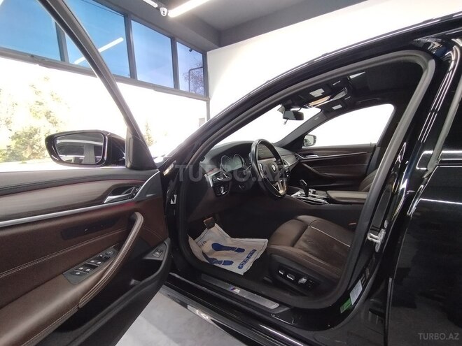 BMW 525-12