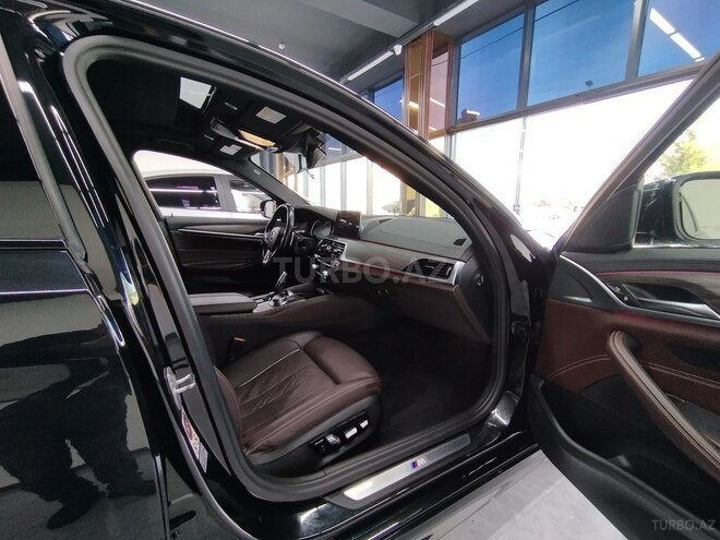 BMW 525-9