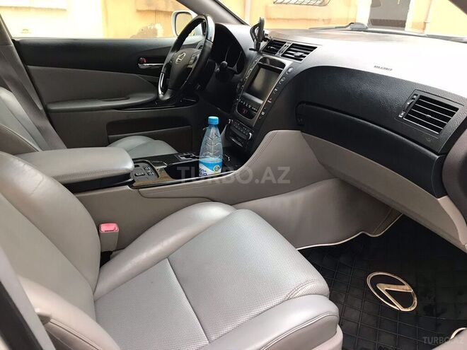 Lexus GS 300-5