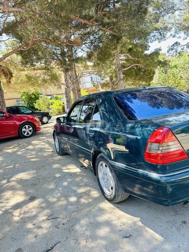 Mercedes C 180-5