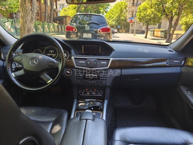 Mercedes E 250-15