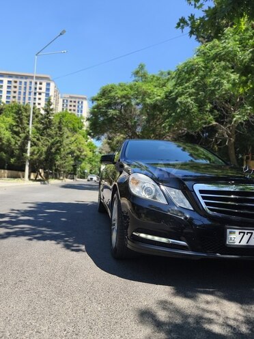 Mercedes E 250-9
