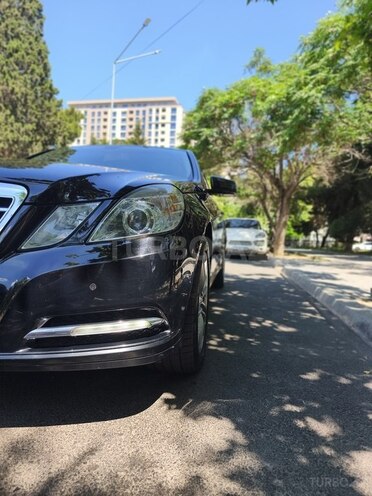 Mercedes E 250-6