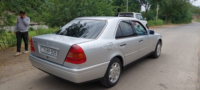 Mercedes C 220-6