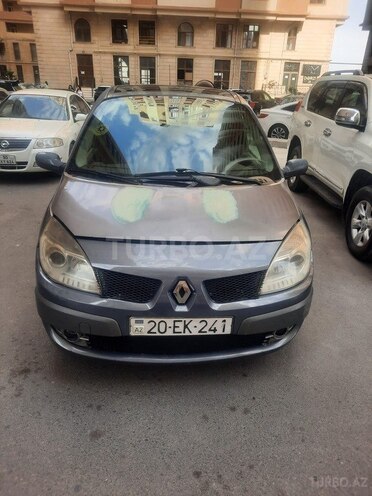 Renault Scenic-1