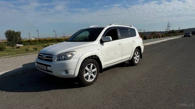 Toyota RAV4-7