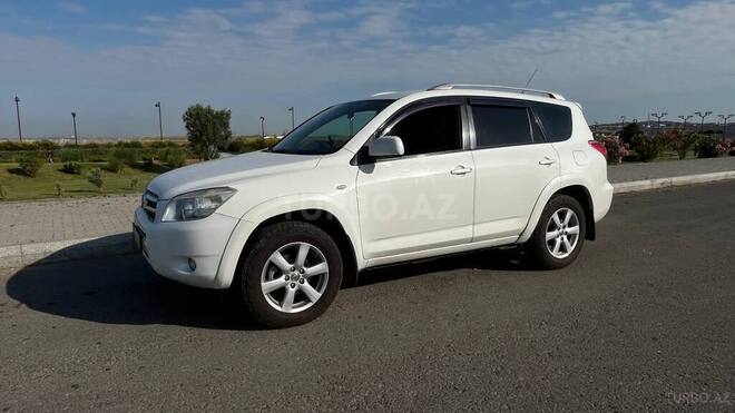 Toyota RAV4-6
