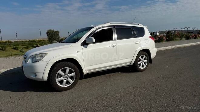 Toyota RAV4-5