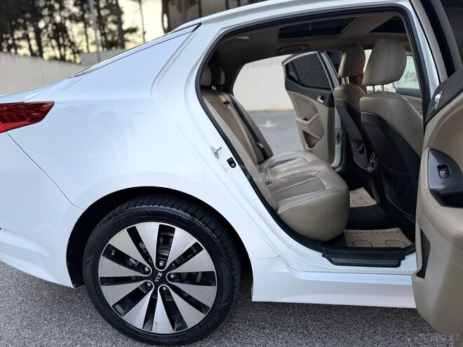 Kia Optima-21