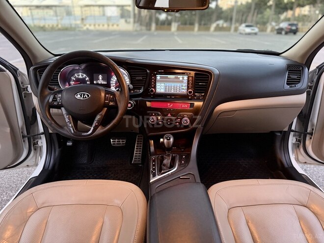 Kia Optima-12