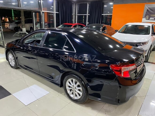 Toyota Camry-10