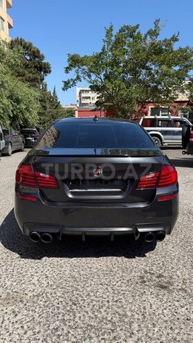 BMW 528-2