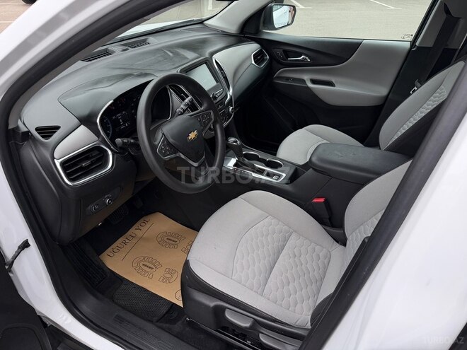 Chevrolet Equinox-12