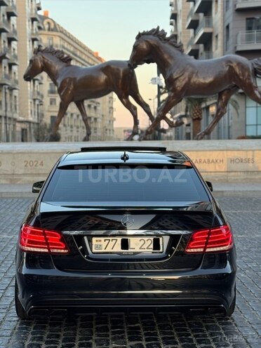 Mercedes E 220-5