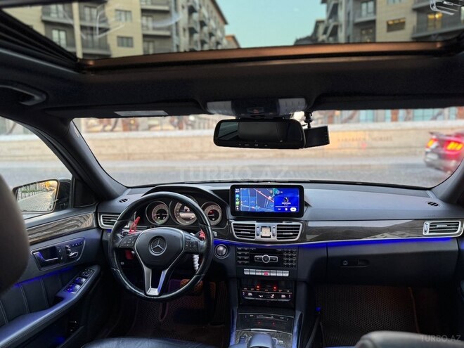 Mercedes E 220-13