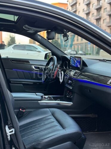 Mercedes E 220-9