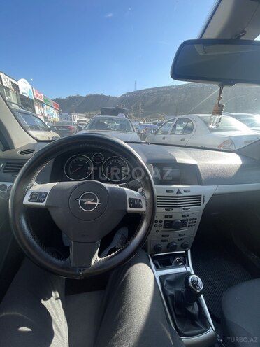 Opel Astra-3