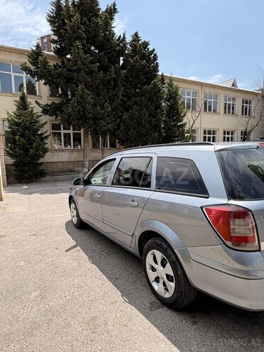 Opel Astra-12