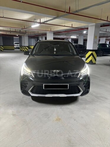 Kia Rio X-Line-1