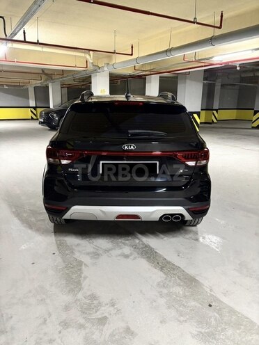 Kia Rio X-Line-2
