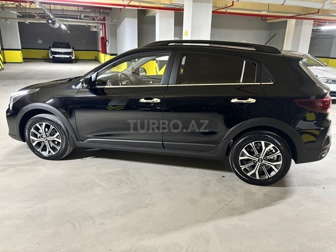 Kia Rio X-Line-4