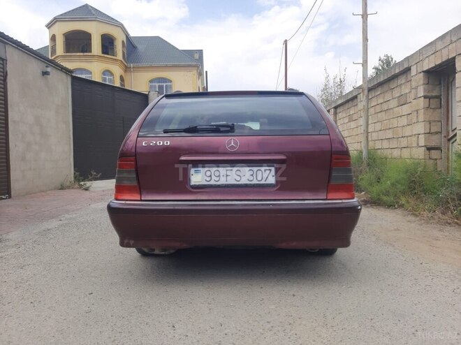 Mercedes C 200-2