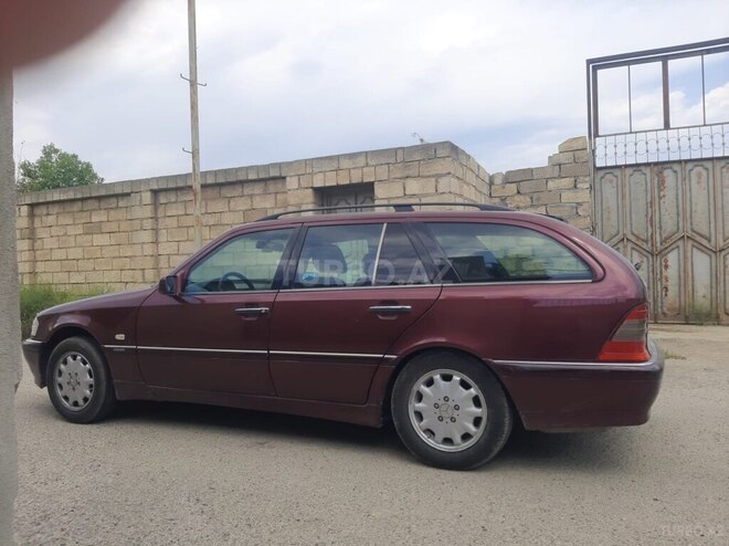Mercedes C 200-8