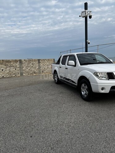 Nissan Navara-3