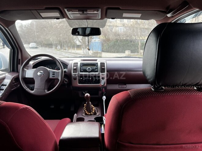 Nissan Navara-10
