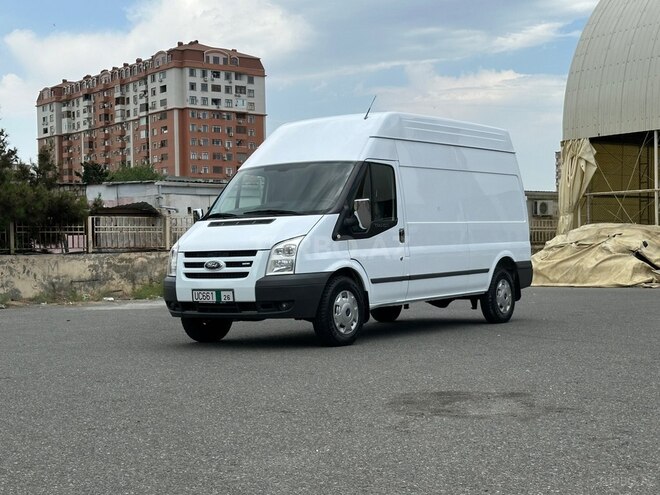 Ford Transit-2